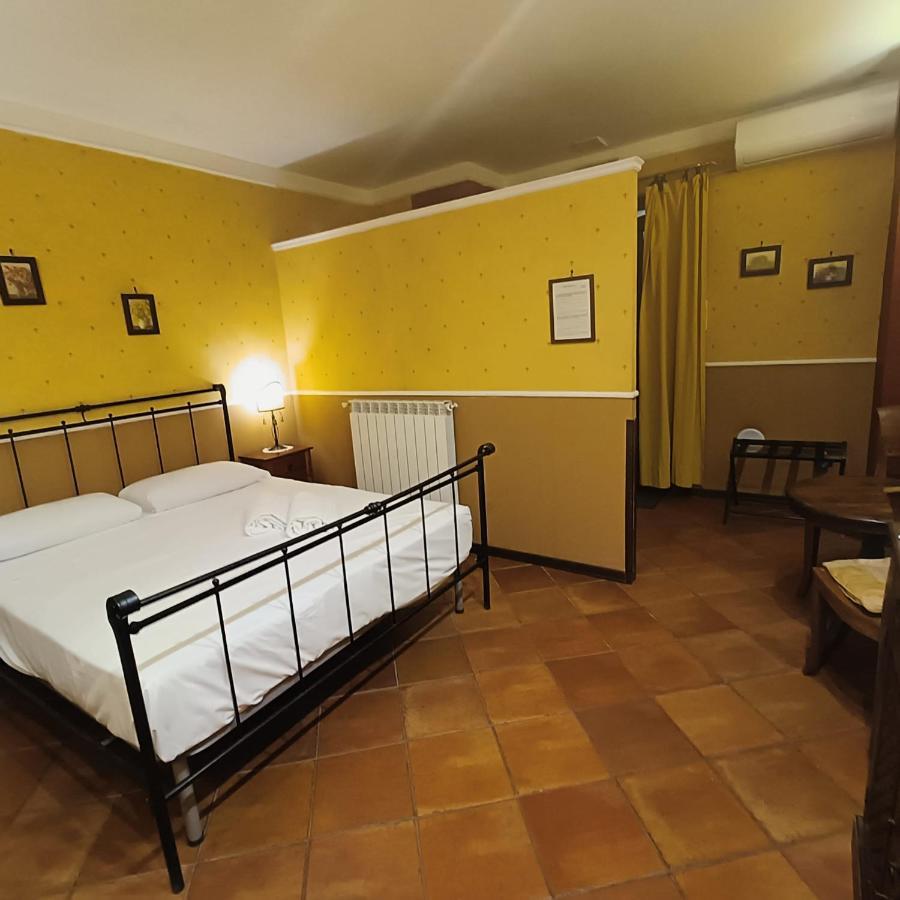 Dependance Hotel Napoli Bagian luar foto